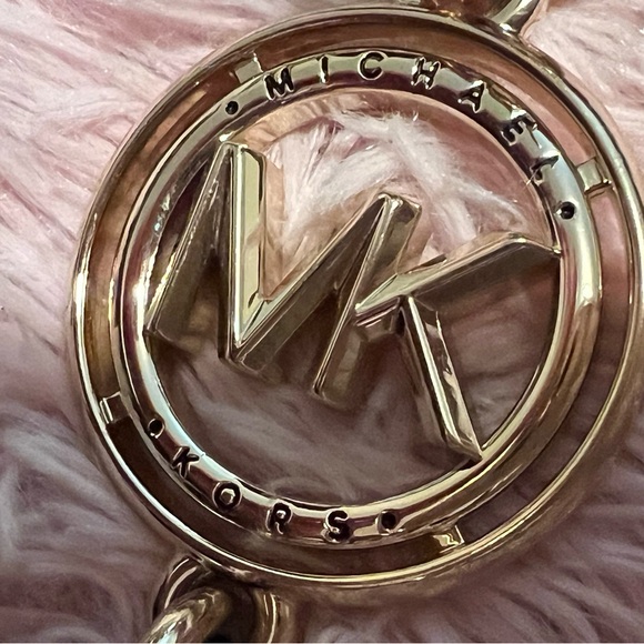 MICHAEL KORS HOT PINK RUNWAY CROSSBODY CAMERA BAG / STUDDED - Picture 5 of 16